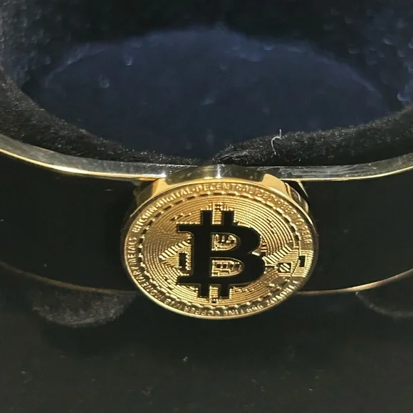 Rare limited Bitcoin Bracelet never worn - Picture 3 of 8